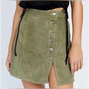 FREE PEOPLE UNDERSTATED LEATHER MINI SKIRT, OLIVE GREEN SUEDE